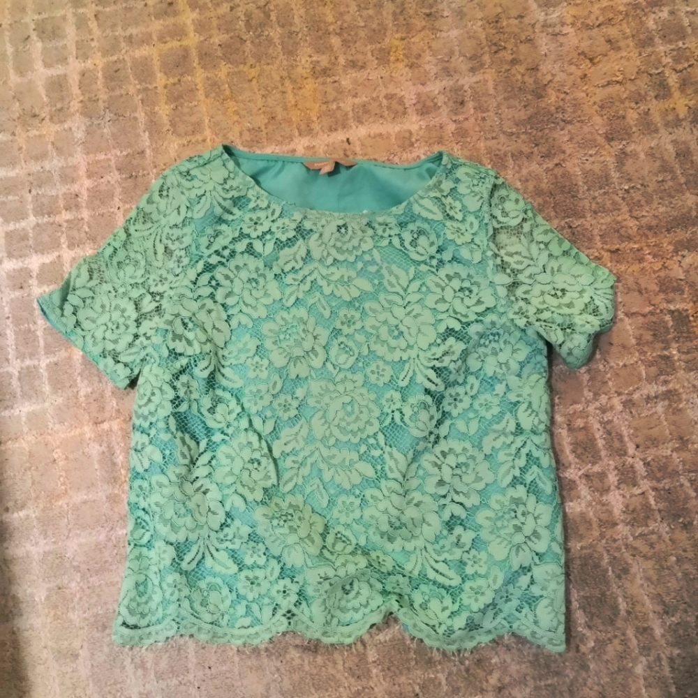 Banana Republic lace top